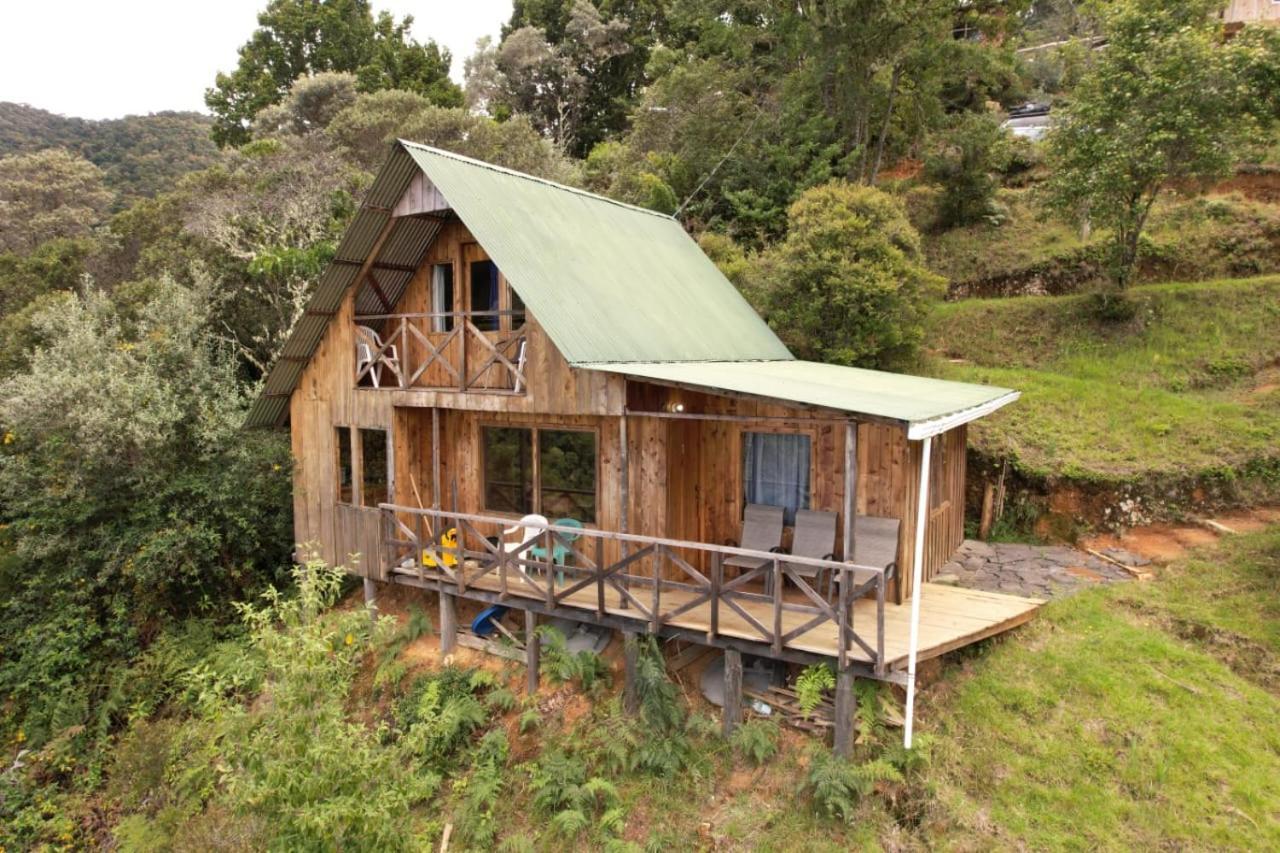 Quetzal Valley Cabins San Gerardo de Dota Exterior foto